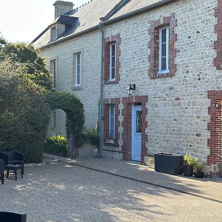 Chambres D'Hotes Le Clos Tassin Colleville-sur-Mer Esterno foto
