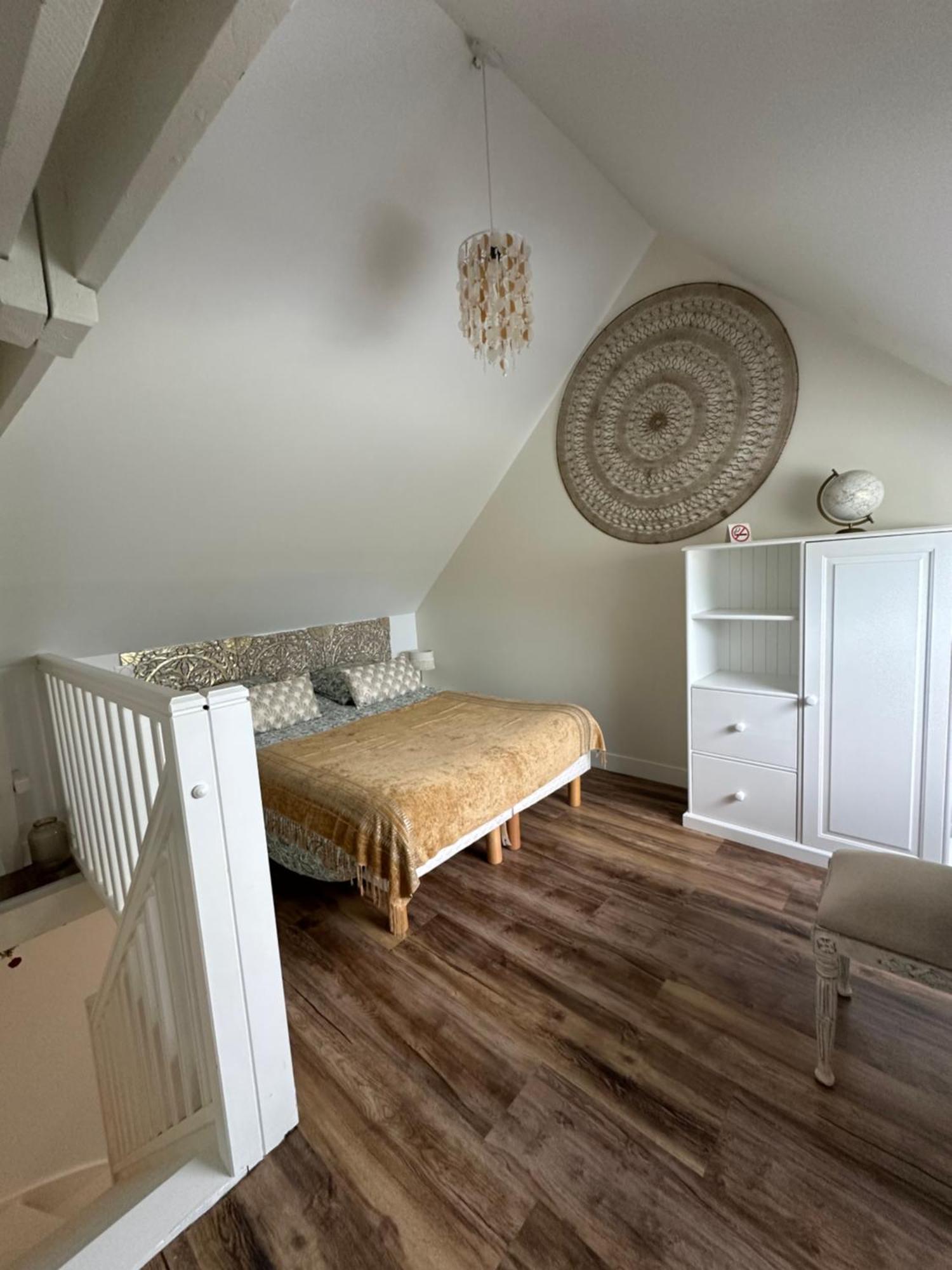 Chambres D'Hotes Le Clos Tassin Colleville-sur-Mer Esterno foto