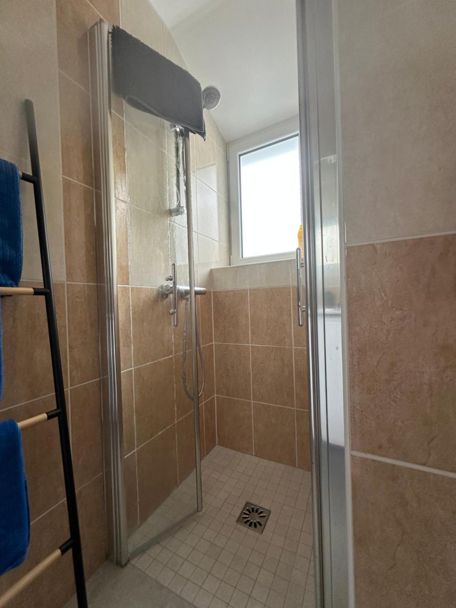 Chambres D'Hotes Le Clos Tassin Colleville-sur-Mer Esterno foto